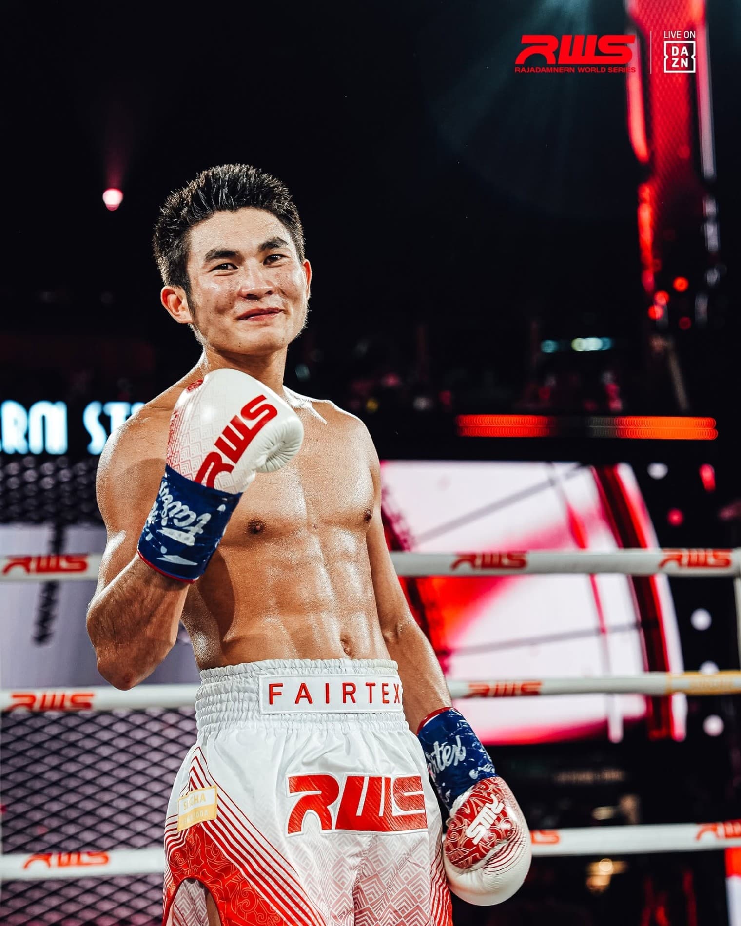 Amurlen Tugurov Scores Devastating Spinning-Elbow Knockout Over Singburi at RWS
